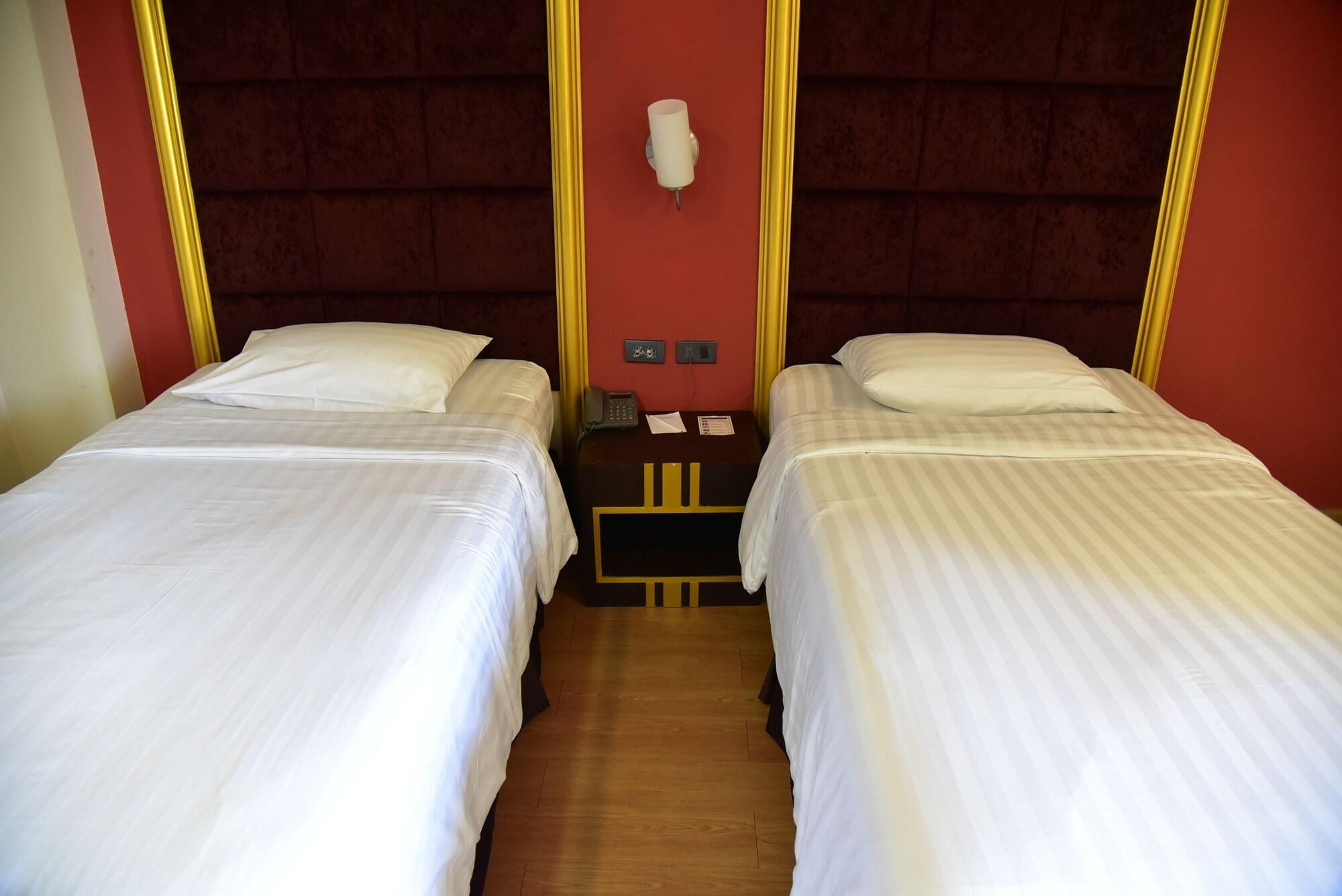 Grand Pink Hotel Hatyai Hat Yai Exteriör bild