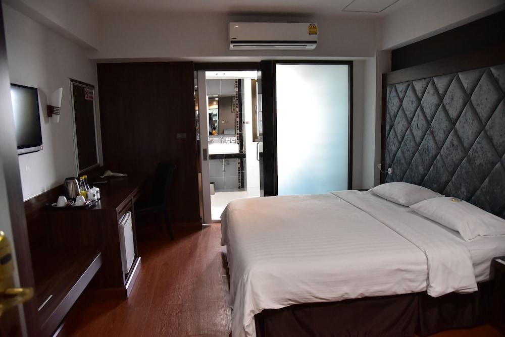 Grand Pink Hotel Hatyai Hat Yai Exteriör bild