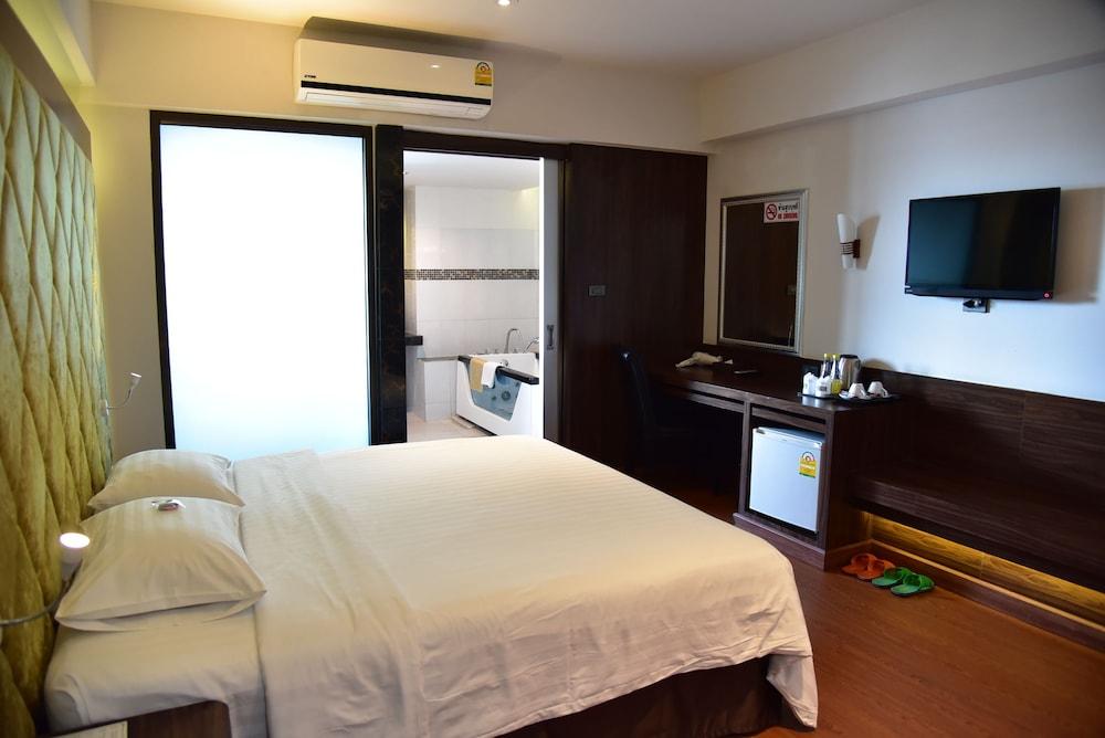 Grand Pink Hotel Hatyai Hat Yai Exteriör bild