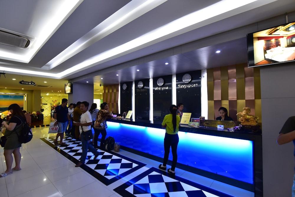 Grand Pink Hotel Hatyai Hat Yai Exteriör bild