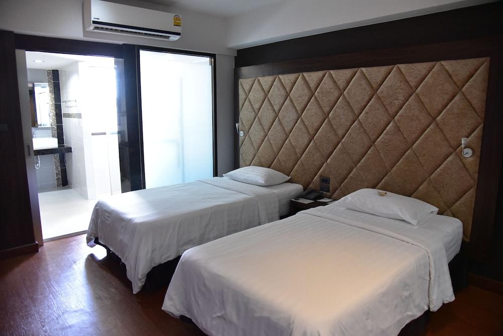 Grand Pink Hotel Hatyai Hat Yai Exteriör bild