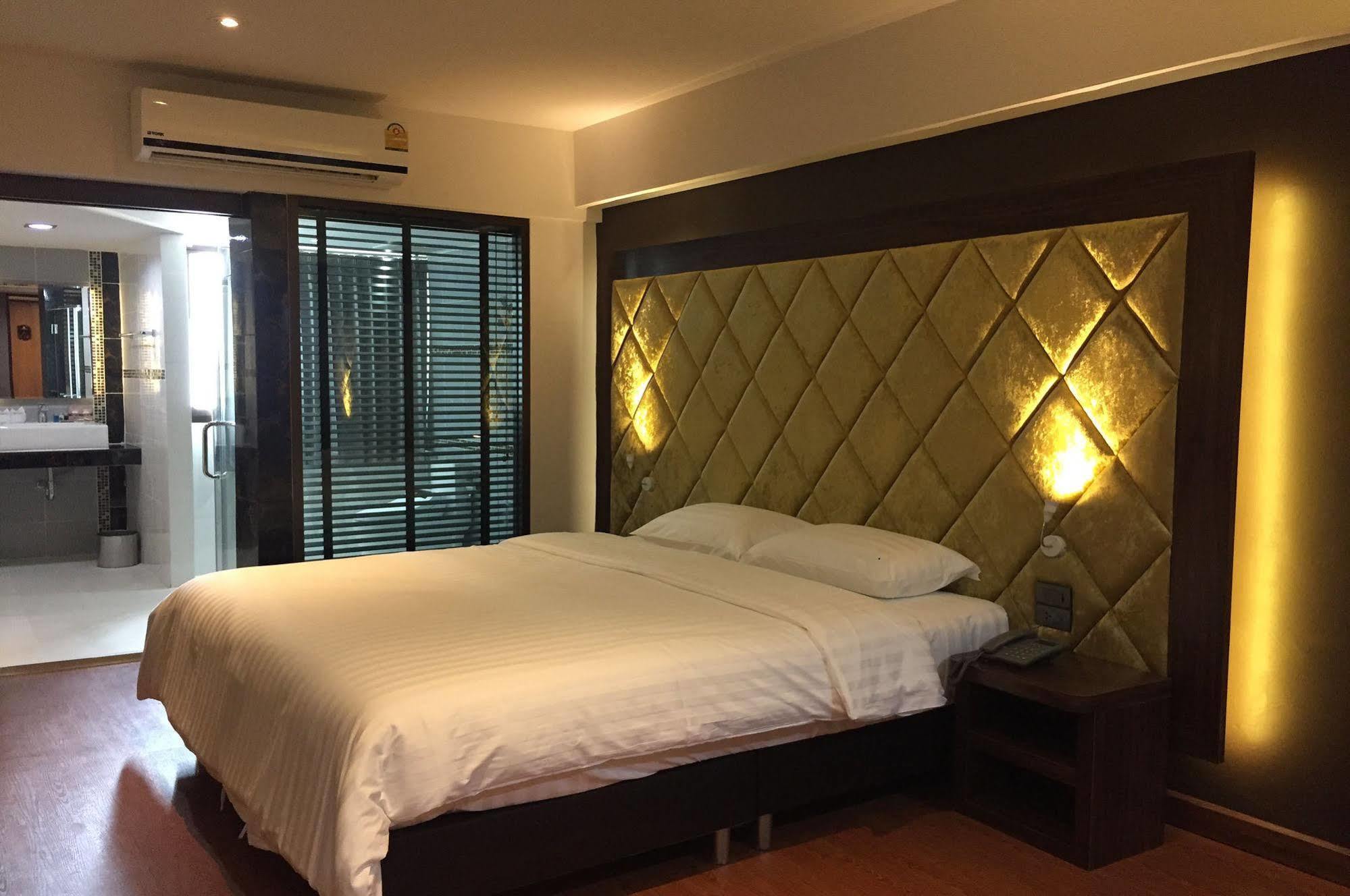 Grand Pink Hotel Hatyai Hat Yai Exteriör bild